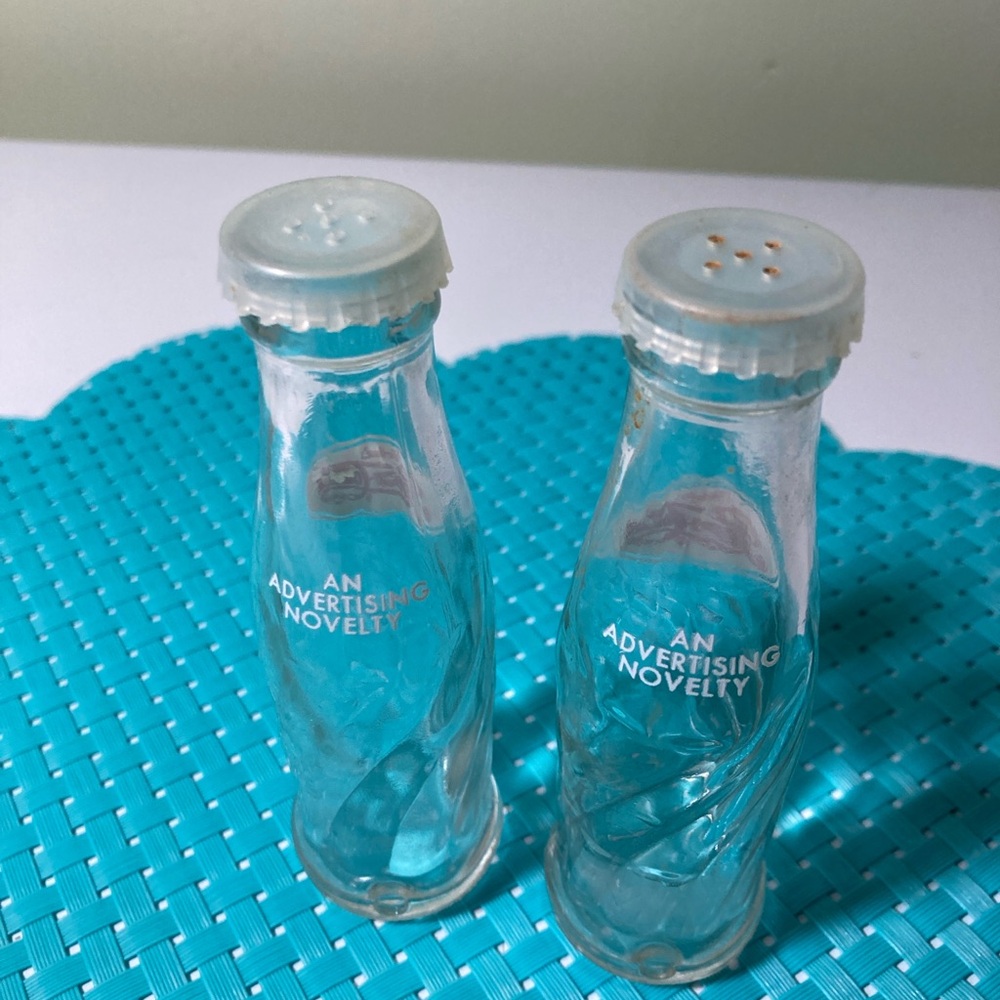 Vintage Pepsi Cola Glass Salt & Pepper - Picture 2 of 5